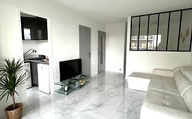 Studio 4 Couchages A 12 Min De La Plage A Pied Avec Wifi, Le Parking Est En Option