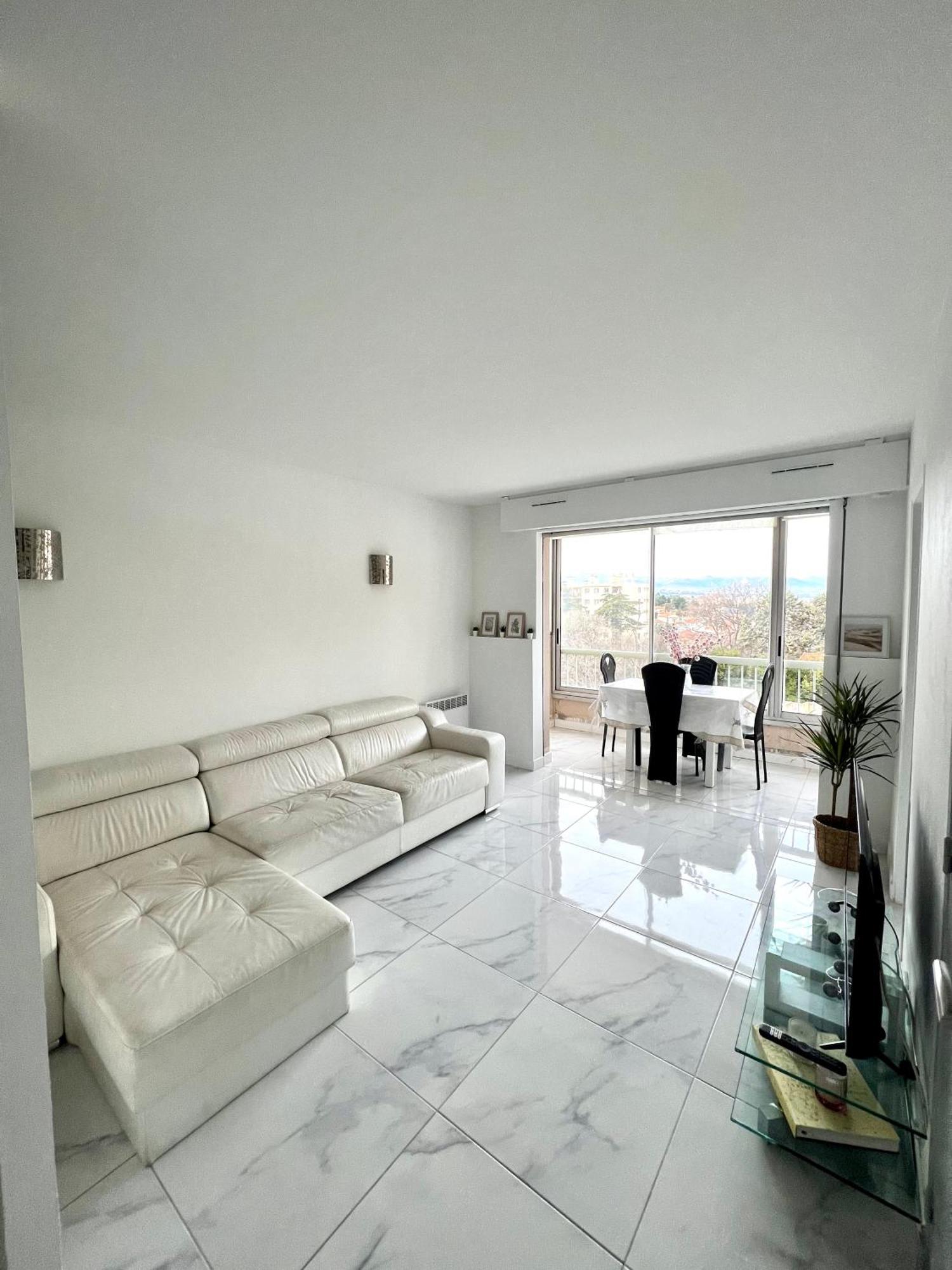 Studio 4 Couchages A 12 Min De La Plage A Pied Avec Wifi, Le Parking Est En Option Antibes Extérieur photo